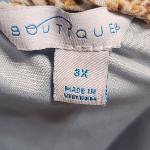 BOUTIQUE - 3X Floral Ruffle Cold Shoulder - Picture 5 of 6